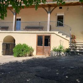 Maison de campagne، فندق في Saint-Daunès