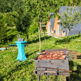 Gundauri에 위치한 호텔 Merisi River & Mountain Retreat