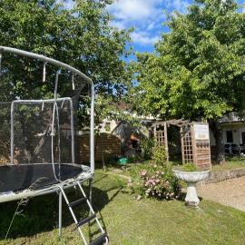 Le Faubourg des Trois Provinces, Zoo de Beauval, hotel in Noyers-sur-Cher