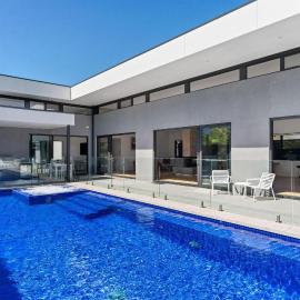 Pearse Retreat - Extraordinary Luxury Living โรงแรมในแบลร์กาวรี