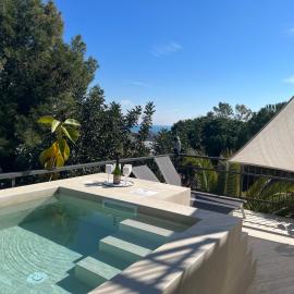 Stylish Home with Terrace and Private Pool, Maresme, Hotel in Cabrils