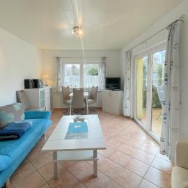 Haus Antje Gartenbungalow, hotel in Kölpinsee