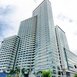 7th Avenue - Apartamentos UROOMS โรงแรมในกูรีตีบา