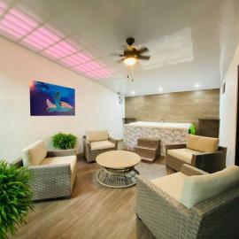 Bernis House with Jacuzzi, Hotel in Tanque