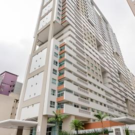 Lifespace Curitiba - Apartamentos UROOMS, Hotel in Curitiba