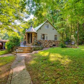 Salisbury Cottage ~ 7 Mi to High Rock Lake!