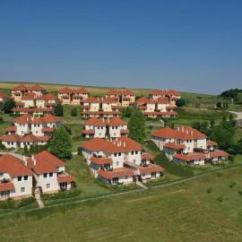 Wellness Park Apartman, hotel u gradu 'Dunaszentmiklós'