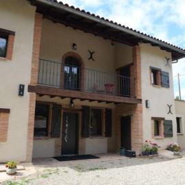 LAMIELLE grande maison restaurée aux portes du Quercy，穆瓦薩克的飯店