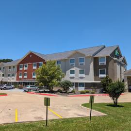 Holiday Inn Express & Suites - El Dorado by IHG โรงแรมในเอลโดราโด