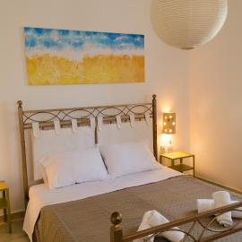 Marini Traditional Cottages: Khlóï şehrinde bir otel