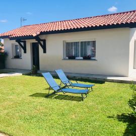 Détente et évasion entre Hossegor et Biarritz, hotel in Tarnos