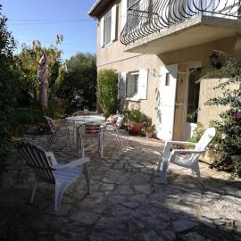 Jolie location au cœur de la Provence
