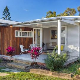 Warm and Cozy Cottage House, hotel di Gympie
