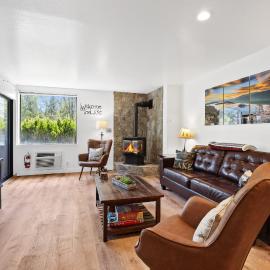 Heavenly Lakeside Retreat Close to downtown, hotel in South Lake Tahoe