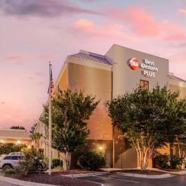 Best Western Plus Wilmington / Wrightsville Beach, hótel í Wilmington