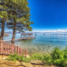 Reflections Lakeview Cabin - Private Beach Access, Hot Tub & Buoy!