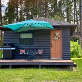Cabin 4 at Horse Creek Resort โรงแรมในเรพิดซิตี้