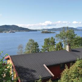 Beautiful Home In Sandvoll With House Sea View