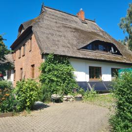 Retreat with Garden & Family Amenities