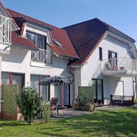 Ferienwohnung mit Terrasse, hotel in Gustow