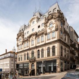 Hotel da Bolsa, хотел в Порто