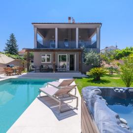 Luxurious Home In Medulin