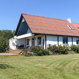 Amazing Home In Klemensker With Wifi, hotel sa Klemensker