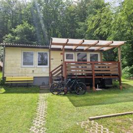 Ferienhaus am Badesee Schönsee Bungalow 12, hotel en Urnshausen