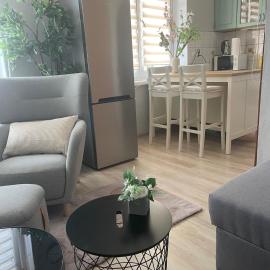 Tiny Studio Pyskowice with parking、Pyskowiceのホテル
