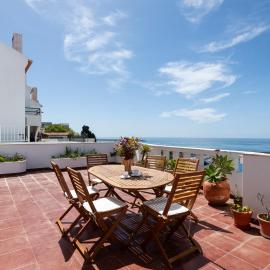 Sines beach front Villa, hotel v destinaci Sines
