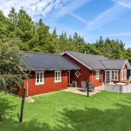 Stunning Home In Blåvand With Wifi, hotel in Blåvand