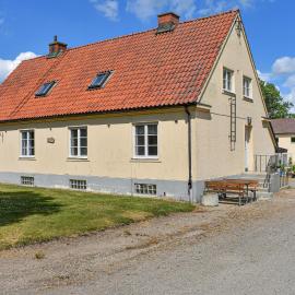 Awesome Home In Tomelilla With Kitchen, hotel en Tomelilla