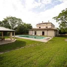 Villa Delle More - Villa con piscina Montesilvano, Hotel in Montesilvano