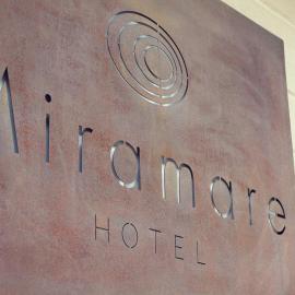 Hotel Miramare、ピネートのホテル