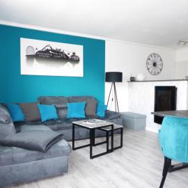 Citylife Winterberg Ferienwohnung Pool Sauna 5 Pers near Ski Lift Wifi PS4, khách sạn ở Winterberg