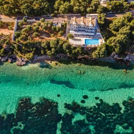 Oceanis Rooms Apartments, hotel em Barbati