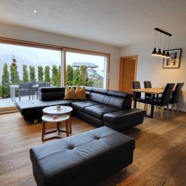 Chasa Scandella Apartment Tanja, hotel a Sent