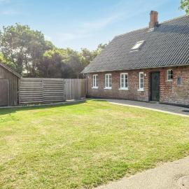 Nice Home In Ribe With Wifi, khách sạn ở Ribe
