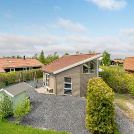 Holiday Home Marielyst Strandpark Dnmk, hotel a Bøtø By