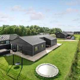 4 Bedroom Cozy Home In Haderslev