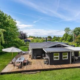 Beautiful Home In Slagelse With Kitchen