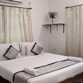 La Vaiencia Villas, hotell i Morjim