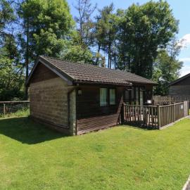 7 Manleigh Park