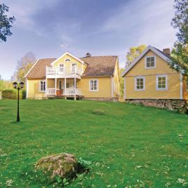 Holiday Home Gullabo 06, hotel em Gullabo
