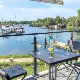 Awesome Apartment In Rechlin With Wifi