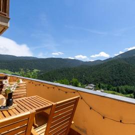 Apartamento con vistas Puigmal, hotel i La Molina