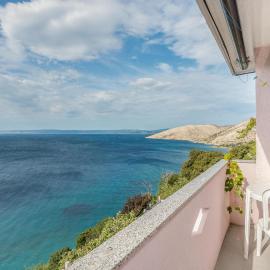 2 Bedroom Cozy Apartment In Stara Baska 1