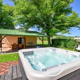 Studio Holiday Home In Galovic Selo, hotel a Galović-Selo