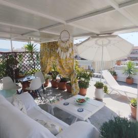 Suzy's nest room, hotel in Asprovalta