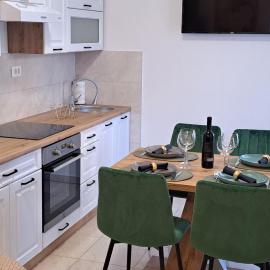 Apartman Iko Cista Provo, hotel u gradu Cista Provo